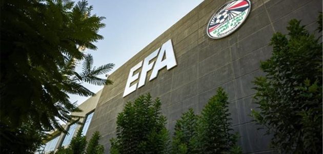 شوبير يحسم الجدل: هل يمنح اتحاد الكرة استثناءً لـ الزمالك لحل أزمة الرخصة الإفريقية؟