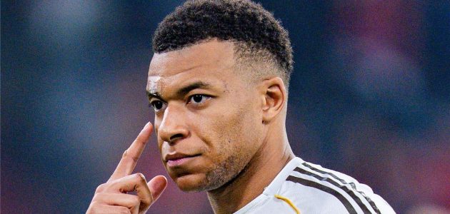رغم الموسم الصفري.. كيليان مبابي يتوج بجائزة أفضل لاعب في ريال مدريد لموسم 2025/2026