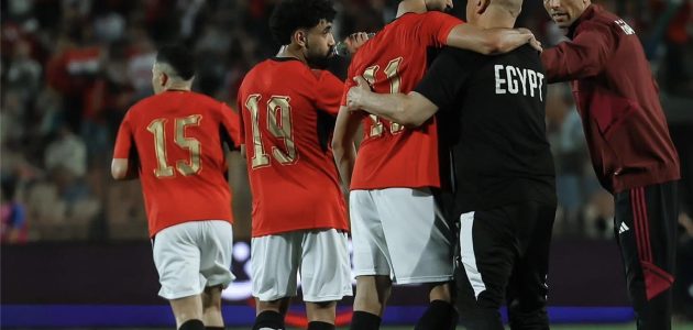 فتاة إيطالية تهدد حلم نجم الفراعنة.. كواليس اجتماع حسام حسن الحاسم لاستبعاد لاعب من قائمة منتخب مصر