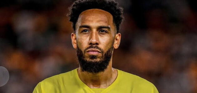 أوباميانج الجابوني يعلن انتهاء مسيرته مع منتخب الجابون بعد صدمة في كأس الأمم الإفريقية