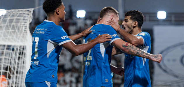 الهلال يسطع في سماء غير الخسارة: 47 مباراة بلا هزيمة يطارد قياسي الأهلي