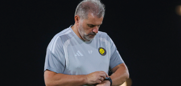 كومان ومارتينيز في صراع الأعراض: النصر يواجه تحديات داخلية قبل مواجهة أبها