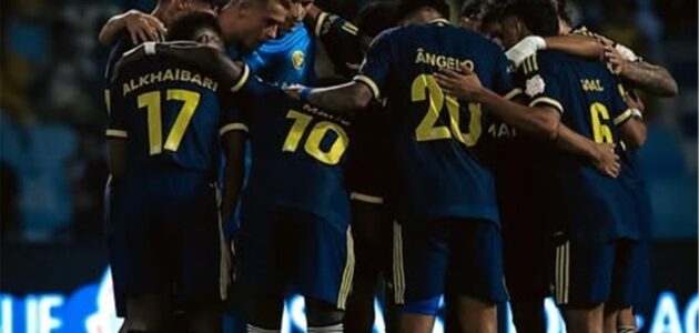 الهلال يطغى على الترتيب السعودي: 6 أهداف يرفعه إلى القمة بعد فوزه على التعاون