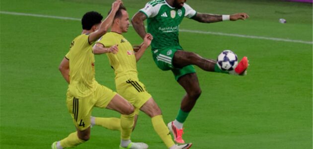الأهلي السعودي يحقق تعادلًا حاسمًا مع باختاكور في أول مباراة بدوري أبطال آسيا