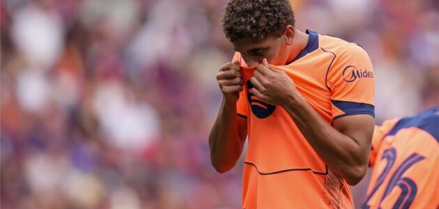 حمزة عبد الكريم يسطع في كامب نو: برشلونة يرفع ستار النجم الصاعد قبل مواجهة فينورد